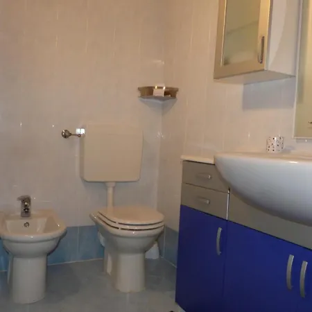 Feriehus Gnazzano 2 *